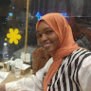 Meet your Posher, Hanadi